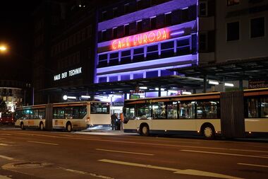 NachtBusse am Jahnplatz