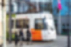 Vamos-Bahn im Stadtbild