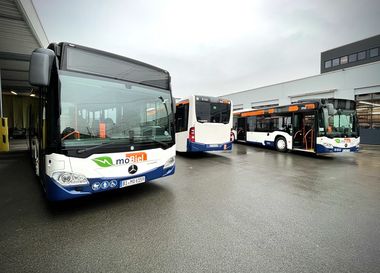 10 neue, schadstoffarme Busse sind in Sieker angekommen. 118 sind es seit 2013. | Foto: Sebastian Bauer 10 neue, schadstoffarme Busse sind in Sieker angekommen. 118 sind es seit 2013.