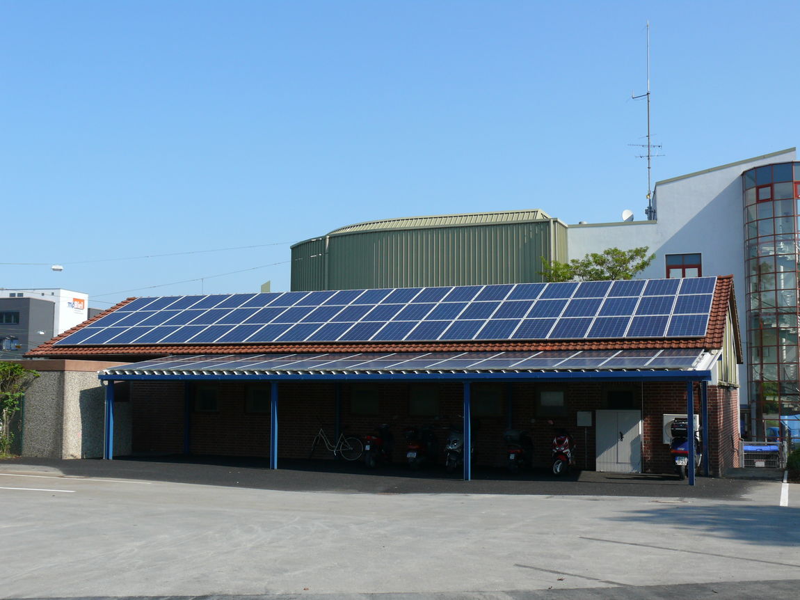 Photovoltaikanlage an der GreenStation Photovoltaikanlage an der GreenStation