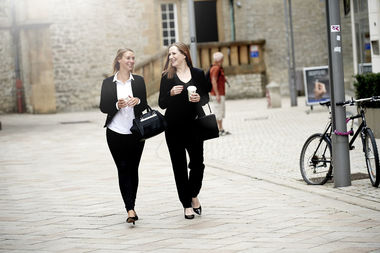 Frauen in der Bielefelder Altstadt Frauen in der Bielefelder Altstadt