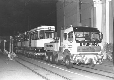 Anlieferung eines M8D auf dem Betriebshof in Sieker 1994