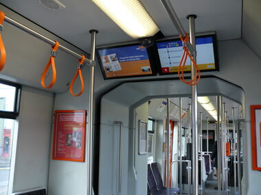 Innenaufnahme eines M8D StadtBahn-Wagens