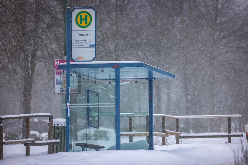 eingeschneite Haltestelle Tierpark aus dem Februar 2021 | Foto: Sarah Jonek eingeschneite Haltestelle Tierpark aus dem Februar 2021 | Foto: Sarah Jonek